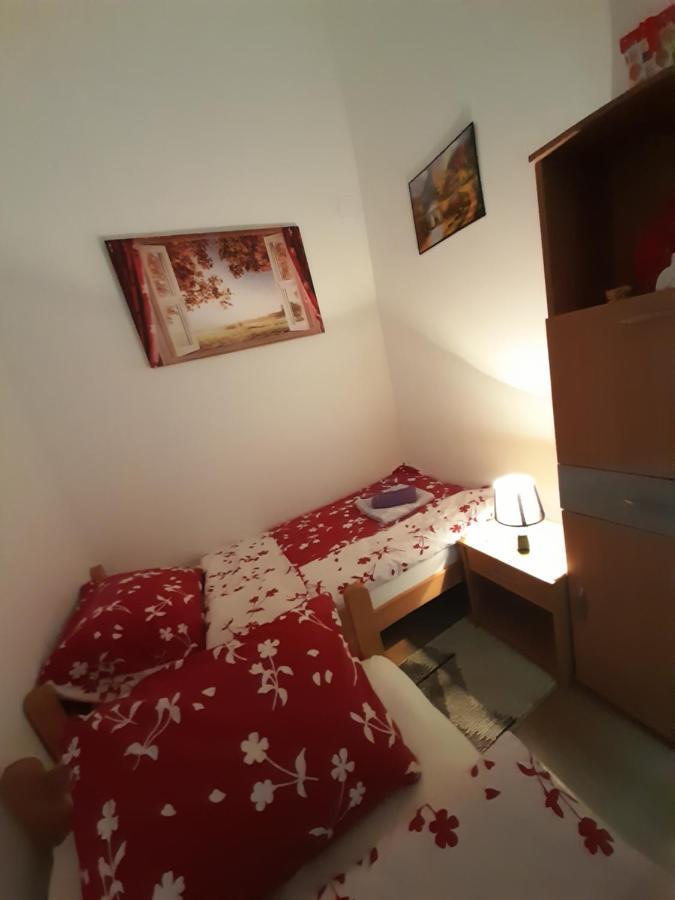 Apartman Lela Vrsac Extérieur photo